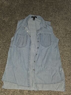 Sleeveless Light Blue Denim Button-Front Tunic